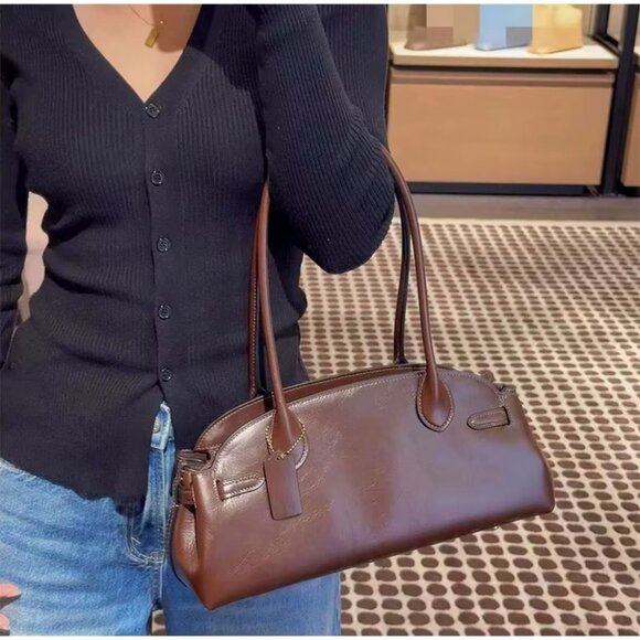 Structured PU Leather Retro Bowling Shoulder Bag - Picture 10 of 15